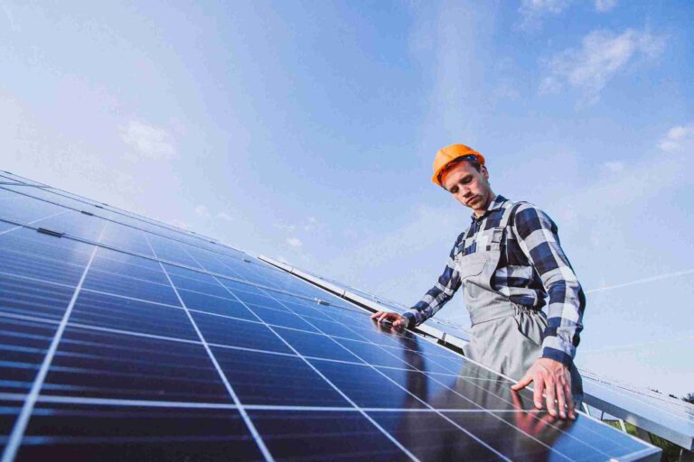 Quality Solar Panel Cleaning in Lahore