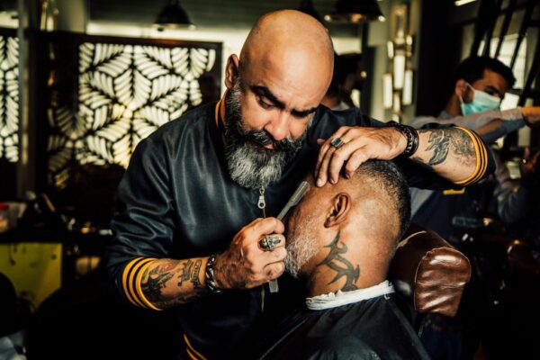 How Often Should a Modern Man Visit a Salon? best Salon in Karachi