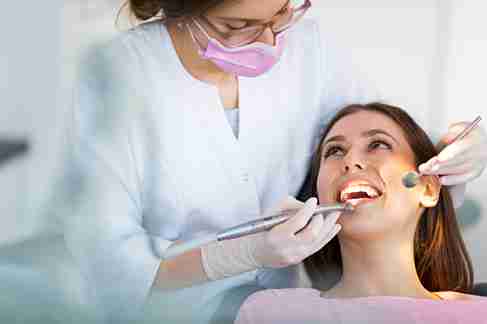 How Skilled Dental Teams Improve Oral Health and Confidence in Crawley