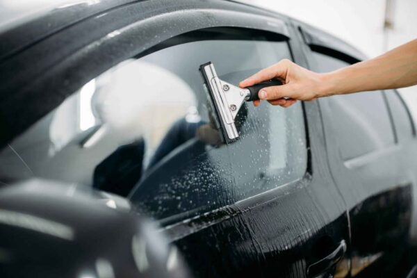 How Does Mobile Window Tinting Protect Your Car’s Interior? mobile tinting