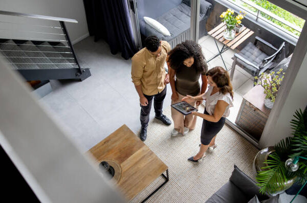 How Can a Real Estate Agent Help You Buy in a Hot Market? real estate agent Fullerton