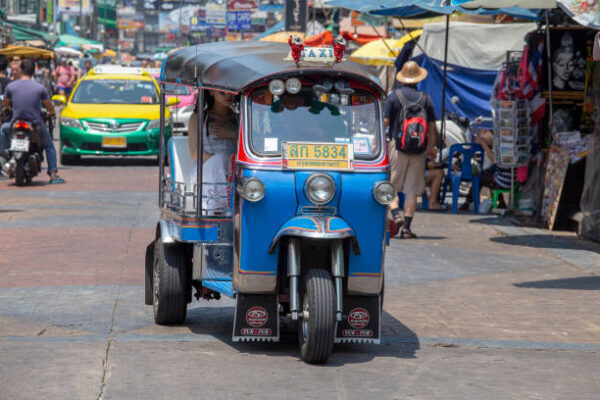 How to Book Minicab Services Instantly for Urgent Trips Minicab Services