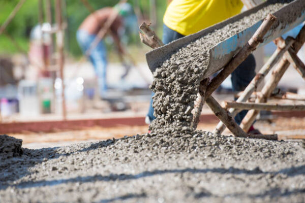 How Does a Concrete Contractor Prevent Patio Cracking? concrete contractor