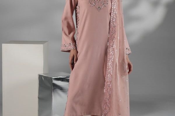Festive and Formal Wear Collection for Women in Pakistan pakistani formal wear